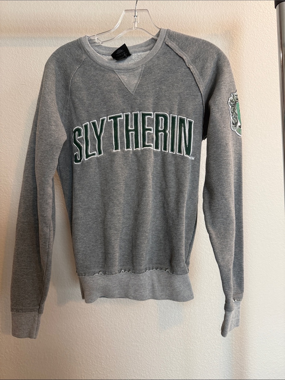 Universal studio Grey Slytherin Crewneck Sweatshirt wizarding world Harry Potter